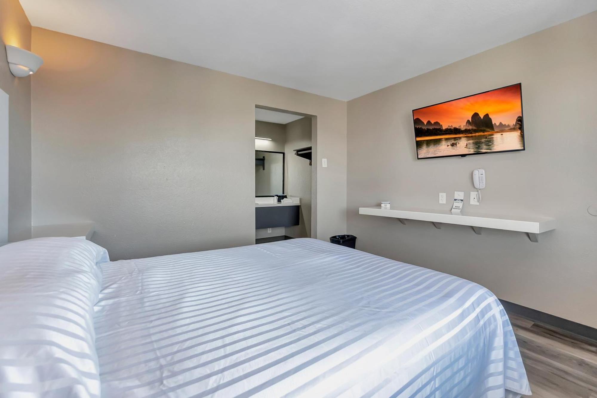 Morada Inn Westminster Extérieur photo